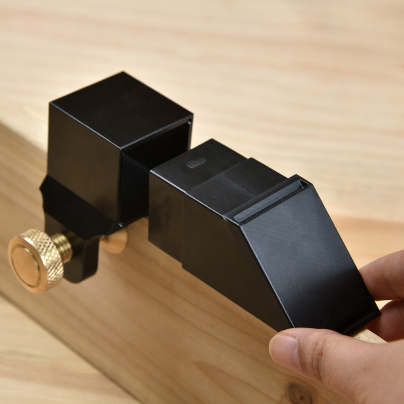 Dovetail Marking Guide - أداة توجيه المنشار اليدوي للنجارة بزاوية